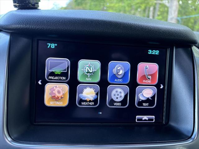 Photo of 2017 Silver Ice Metallic Chevrolet Tahoe