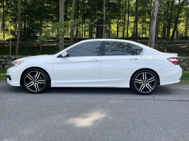 Photo of 2016 White Orchid Pearl Honda Accord