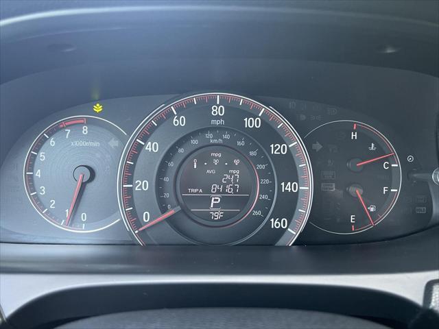 Photo of 2016 White Orchid Pearl Honda Accord