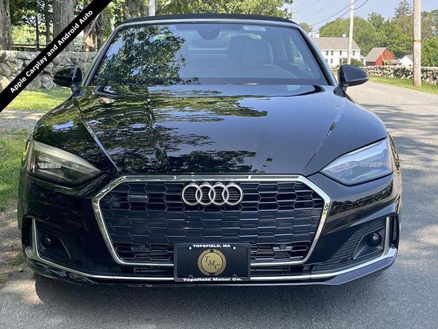 Photo of 2022 Brilliant Black/Black Roof Audi A5