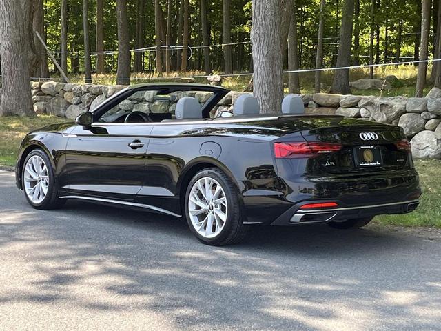 Photo of 2022 Brilliant Black/Black Roof Audi A5
