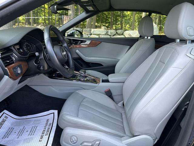 Photo of 2022 Brilliant Black/Black Roof Audi A5