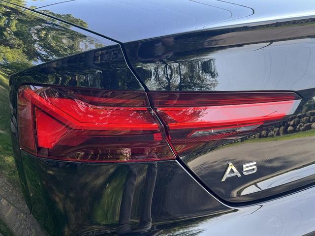 Photo of 2022 Brilliant Black/Black Roof Audi A5