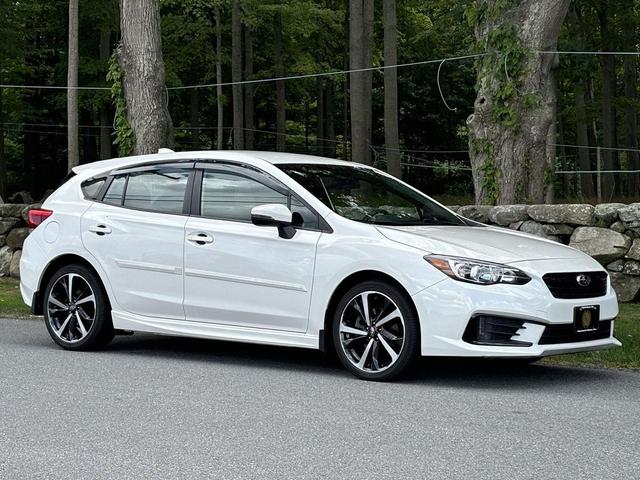 Photo of 2022 Crystal White Pearl Subaru Impreza
