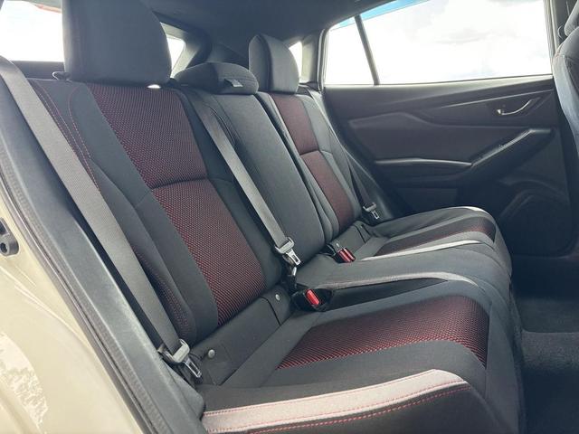 Photo of 2022 Crystal White Pearl Subaru Impreza