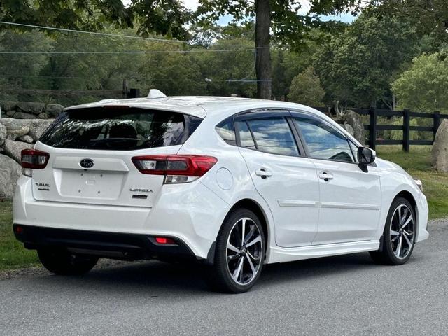 Photo of 2022 Crystal White Pearl Subaru Impreza