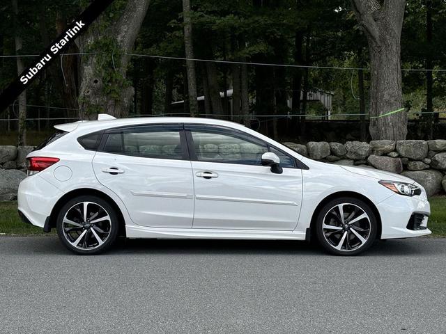 Photo of 2022 Crystal White Pearl Subaru Impreza