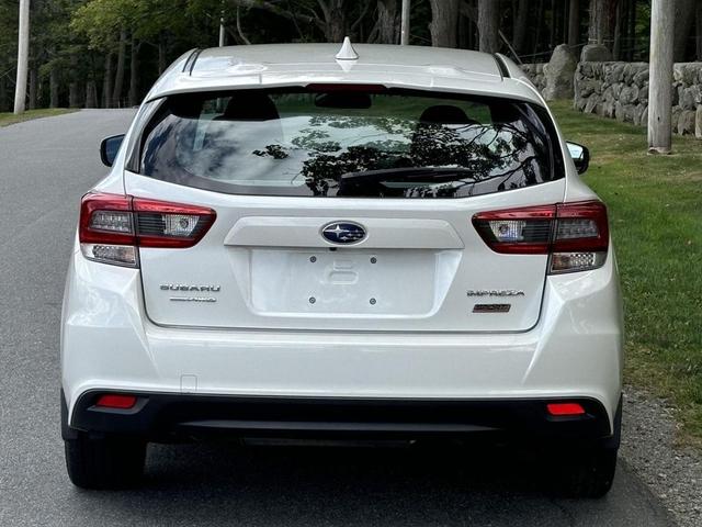Photo of 2022 Crystal White Pearl Subaru Impreza