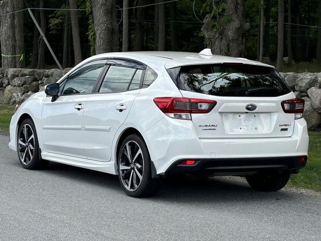 Photo of 2022 Crystal White Pearl Subaru Impreza