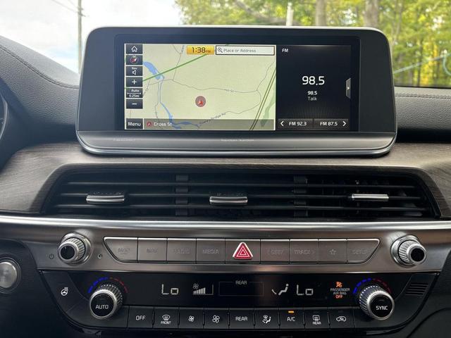 Photo of 2020 Ebony Black Kia Telluride
