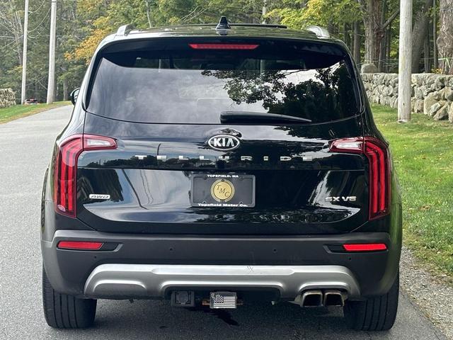 Photo of 2020 Ebony Black Kia Telluride