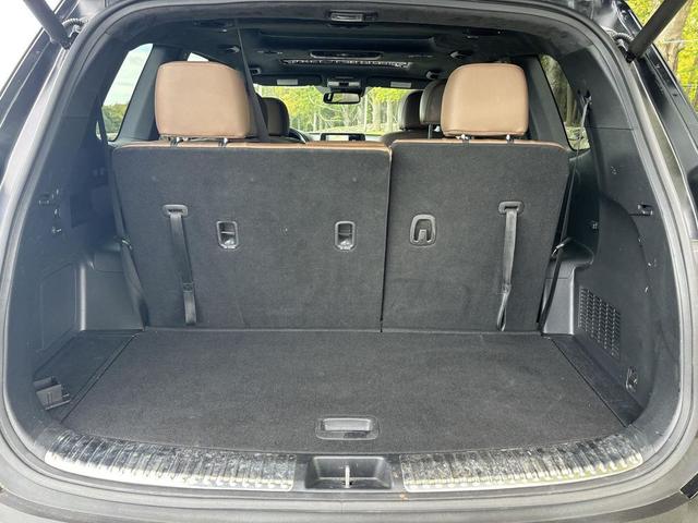 Photo of 2020 Ebony Black Kia Telluride