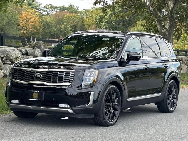 Photo of 2020 Ebony Black Kia Telluride