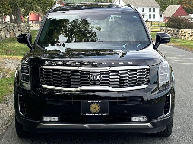 Photo of 2020 Ebony Black Kia Telluride