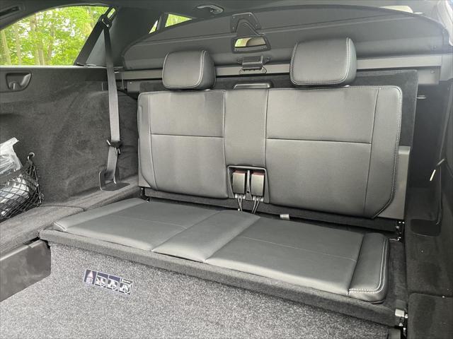 Photo of 2023 MANUFAKTUR Selenite Gray Magno Mercedes-Benz E-Class