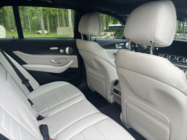 Photo of 2023 MANUFAKTUR Selenite Gray Magno Mercedes-Benz E-Class