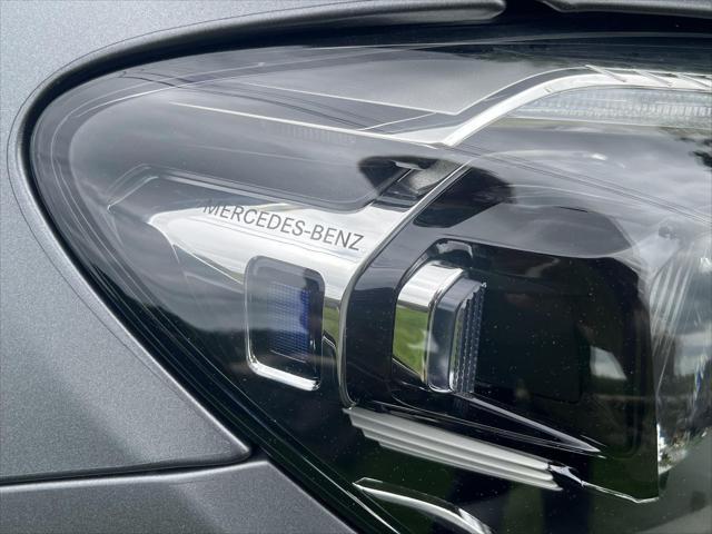 Photo of 2023 MANUFAKTUR Selenite Gray Magno Mercedes-Benz E-Class