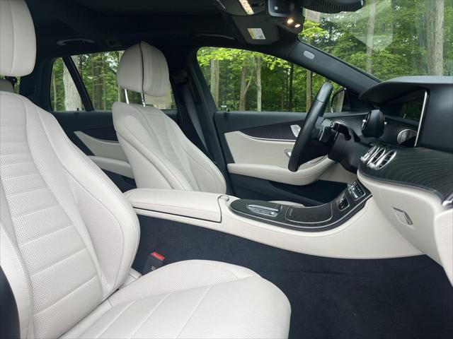 Photo of 2023 MANUFAKTUR Selenite Gray Magno Mercedes-Benz E-Class