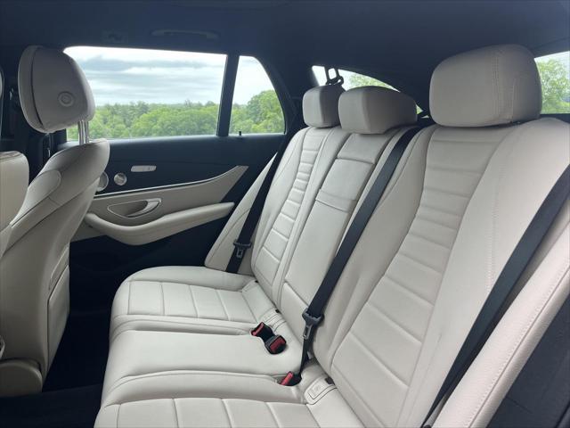 Photo of 2023 MANUFAKTUR Selenite Gray Magno Mercedes-Benz E-Class