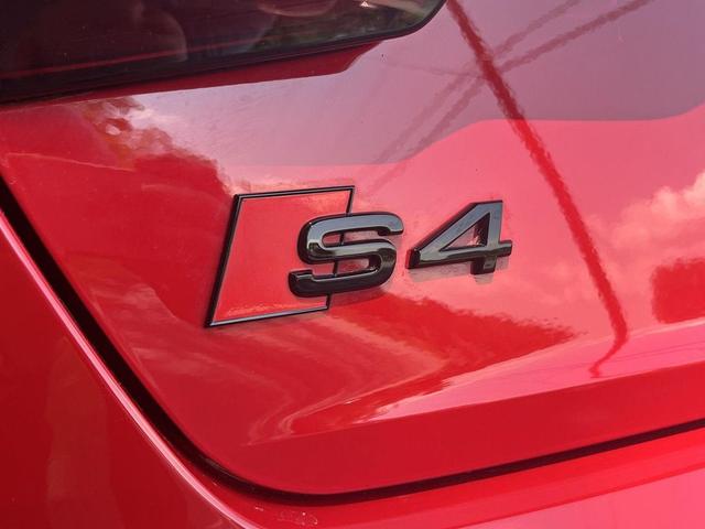 Photo of 2022 Tango Red Metallic Audi S4
