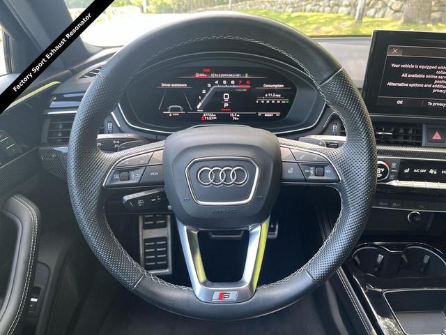 Photo of 2022 Tango Red Metallic Audi S4