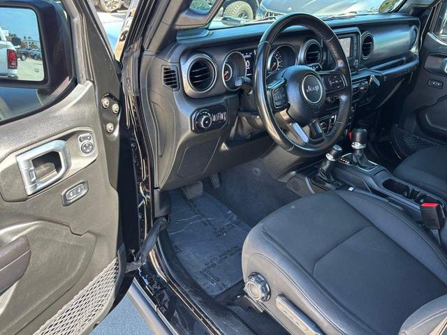 Photo of 2021 Black Clearcoat Jeep Wrangler