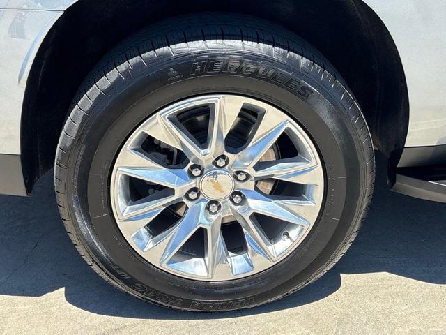Photo of 2023 Sterling Gray Metallic Chevrolet Suburban