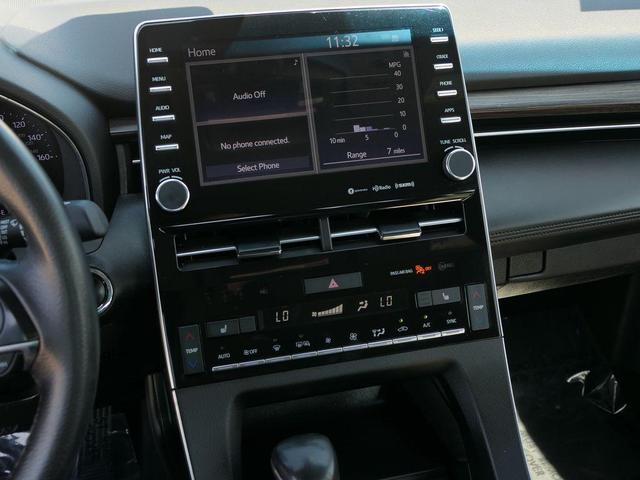 Photo of 2022 Supersonic Red Toyota Avalon