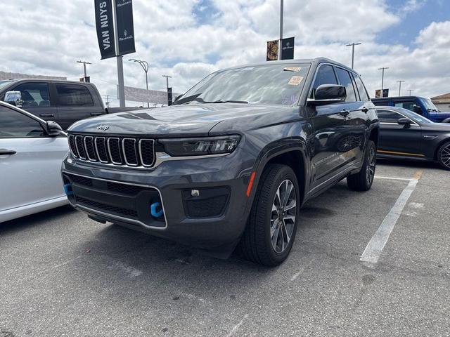 Photo of 2023 Baltic Gray Metallic Clearcoat Jeep Grand Cherokee 4xe