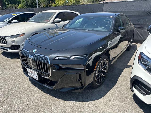 Photo of 2024 Carbon Black Metallic BMW 740