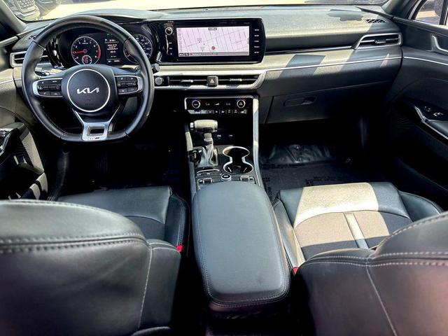 Photo of 2022 Glacial White Pearl Kia K5