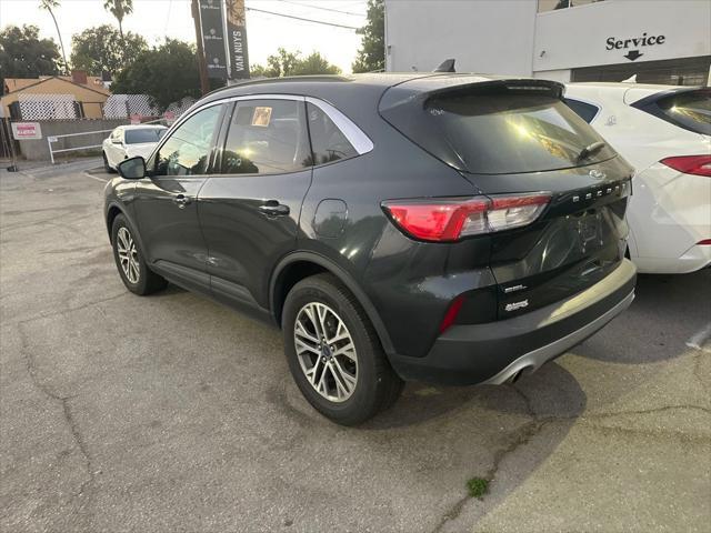 Photo of 2022 Stone Blue Metallic Ford Escape