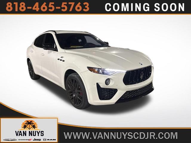 Photo of 2022 Bianco Alpi Tri-Coat Maserati Levante