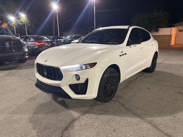 Photo of 2022 Bianco Alpi Tri-Coat Maserati Levante