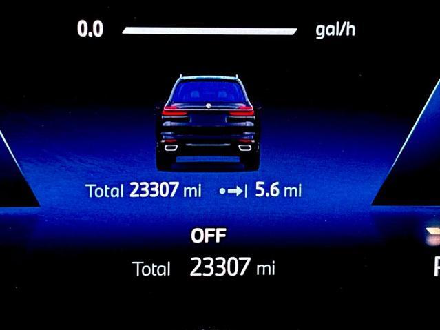 Photo of 2024 Carbon Black Metallic BMW X7