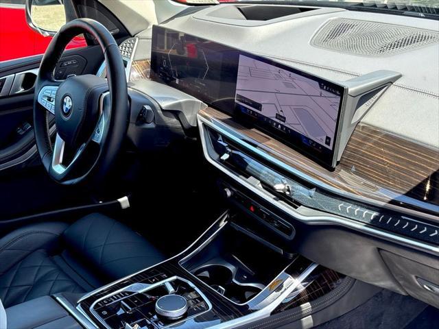 Photo of 2024 Carbon Black Metallic BMW X7
