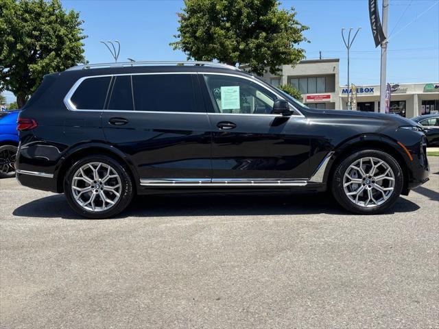 Photo of 2024 Carbon Black Metallic BMW X7