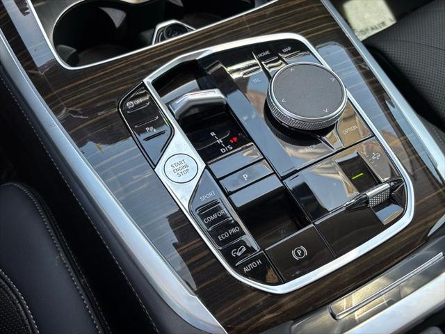 Photo of 2024 Carbon Black Metallic BMW X7