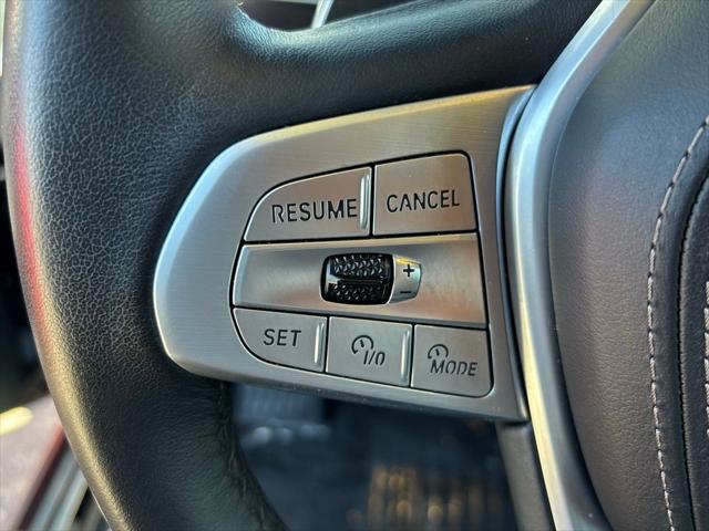 Photo of 2024 Carbon Black Metallic BMW X7