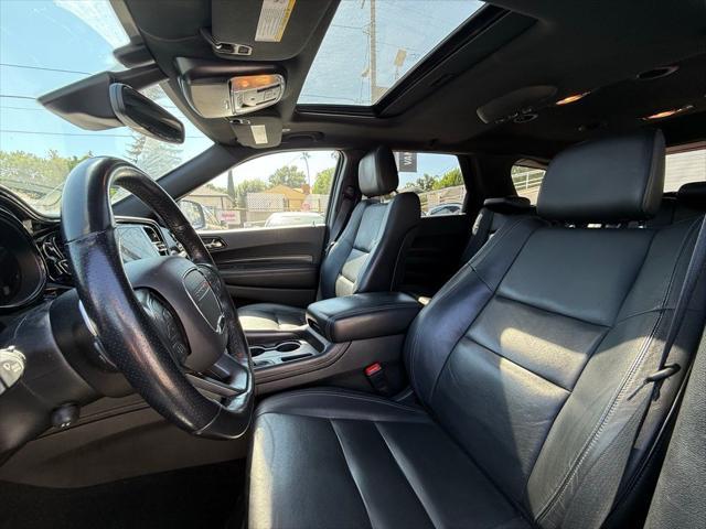 Photo of 2021 DB Black Crystal Clearcoat Dodge Durango