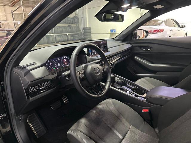 Photo of 2024 Crystal Black Pearl Honda Accord Hybrid