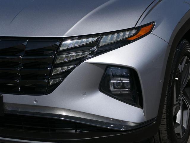 Photo of 2024 Shimmering Silver Hyundai TUCSON