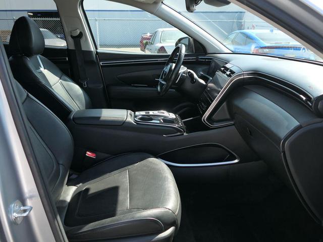 Photo of 2024 Shimmering Silver Hyundai TUCSON