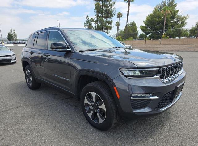Photo of 2023 Baltic Gray Metallic Clearcoat Jeep Grand Cherokee 4xe