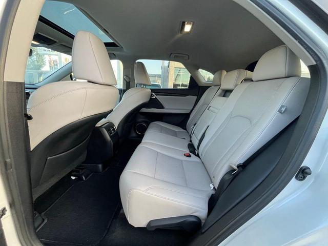 Photo of 2020 Eminent White Pearl Lexus RX 350