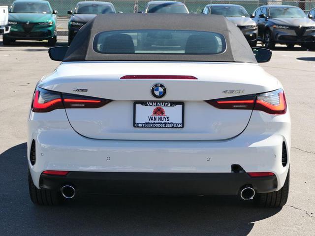 Photo of 2023 Alpine White BMW 430