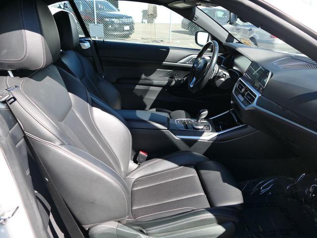 Photo of 2023 Alpine White BMW 430