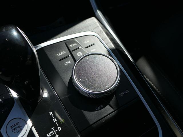 Photo of 2023 Alpine White BMW 430