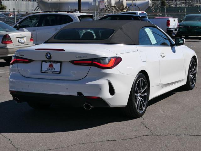 Photo of 2023 Alpine White BMW 430