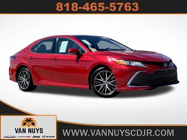 Photo of 2023 Supersonic Red Toyota Camry